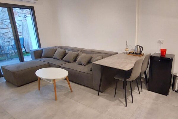 golden room גולדן רום