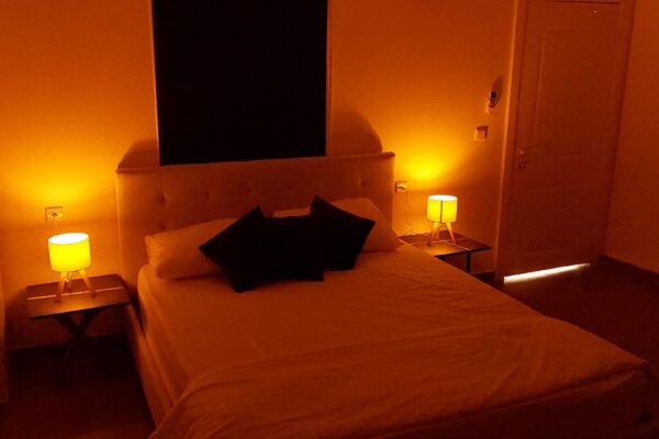 שם הורד תל מונד