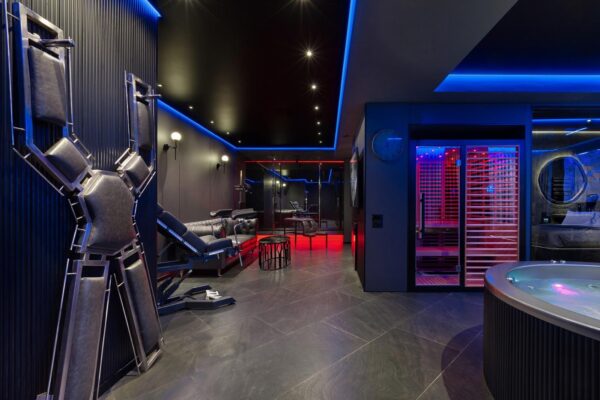 מלון Mask: מקום מסתור יוקרתי בלב רמת גן