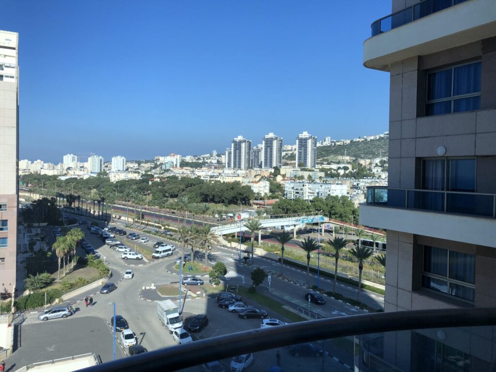 סוויטה יוקרתית מול הנוף המרהיב של הים