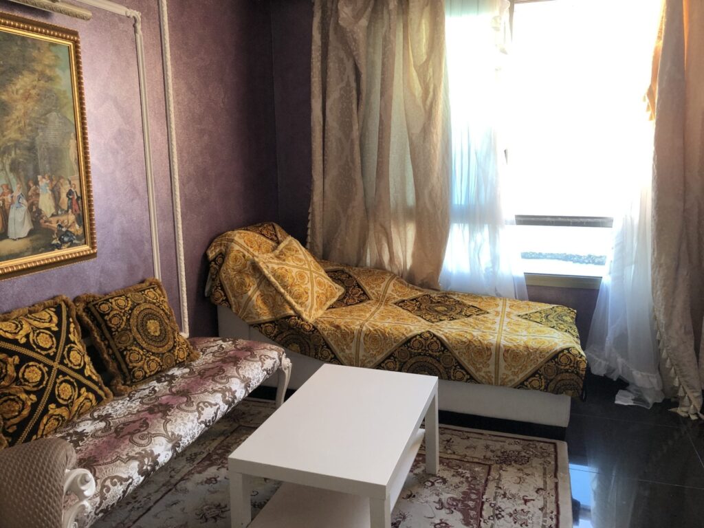 חדר בסגנון מרוקאי מול הים