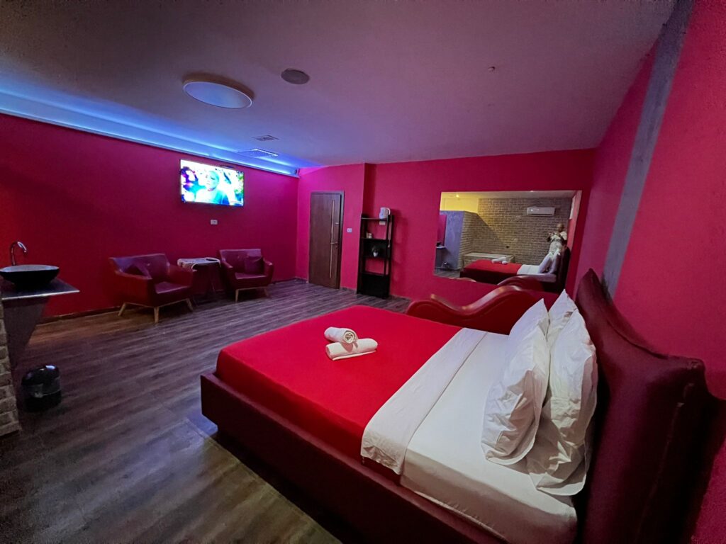 שהות מפנקת בחיפה – ונילה רומס