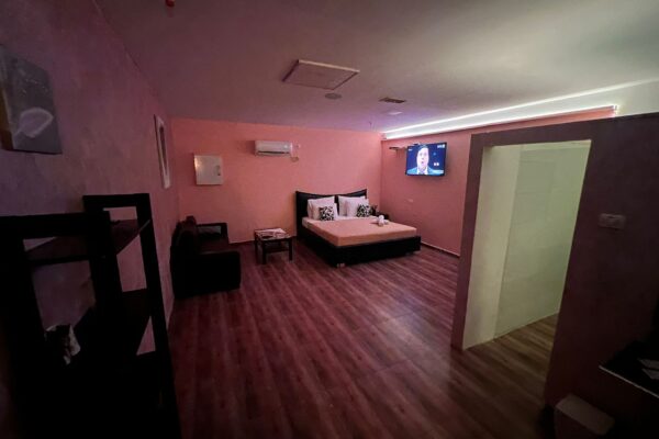 שהות מפנקת בחיפה – ונילה רומס