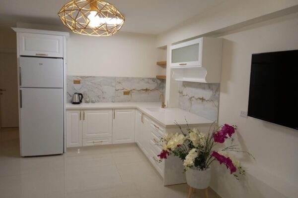 חדר אינטימי להשכרה לפי שעה בפרדס חנה כרכור