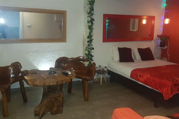 מקום מפלט שלו בבת ים