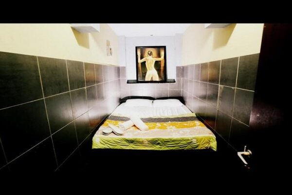 חופשה יוקרתית וזוגית בלב תל אביב