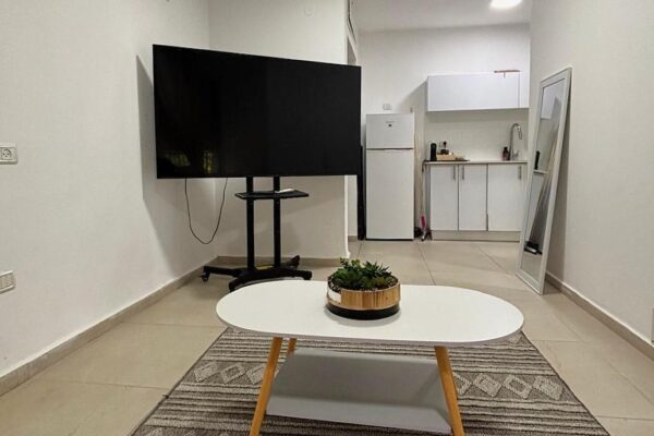 פינוק לאורך החוף בקרית חיים