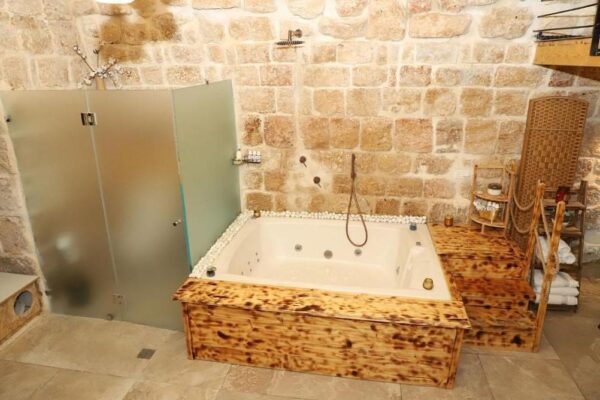 חופשה קסומה בלב עכו העתיקה