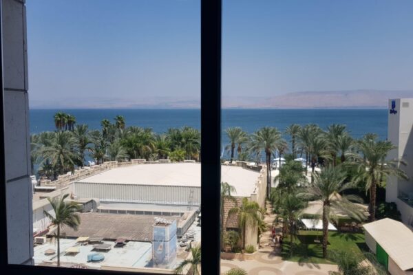 חווית נופש מול כינרת בטבריה