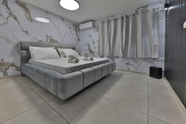 חווית נופש מפוארת במרכז חיפה