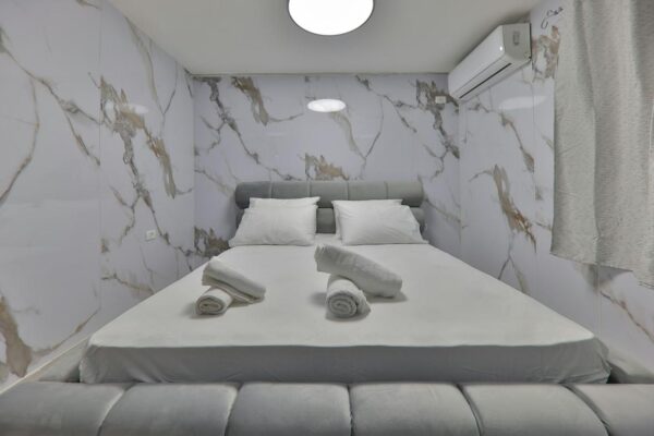 חווית נופש מפוארת במרכז חיפה