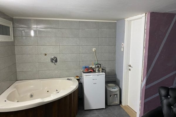 Secluded Romantic Retreats